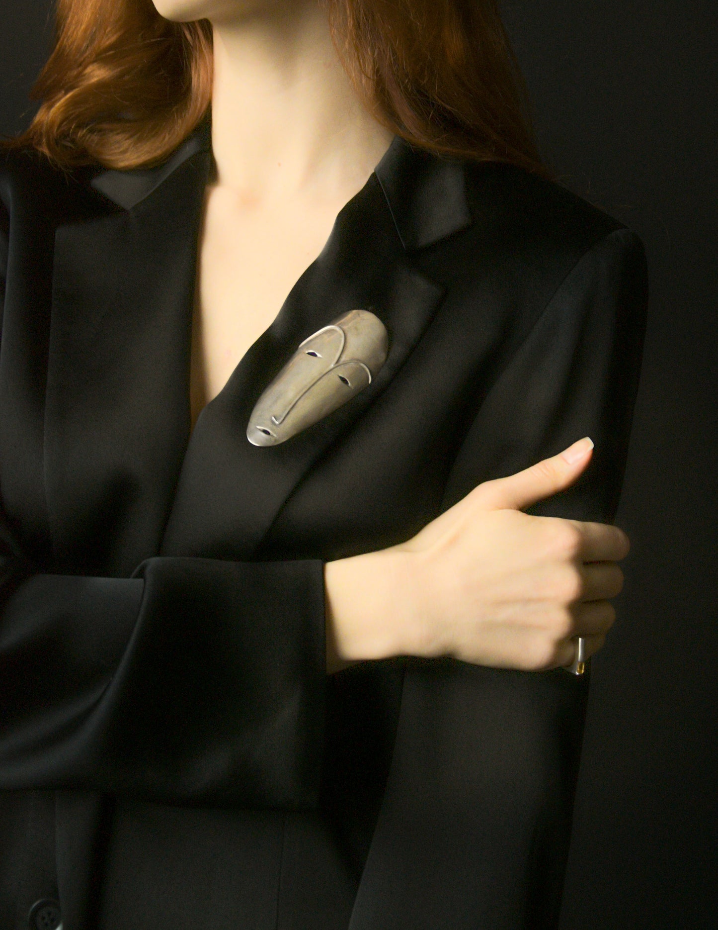 ann biederman sterling silver modigliani face brooch