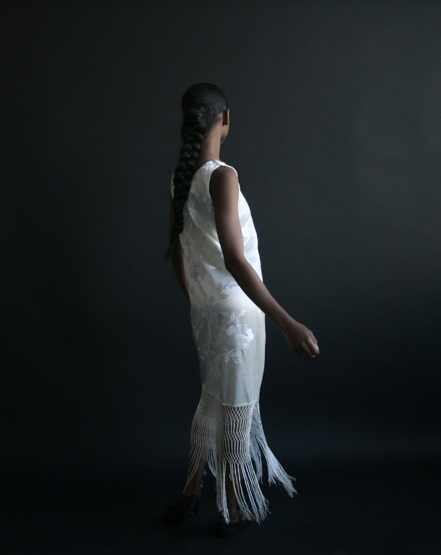 1920s floral embroidered fringe dress