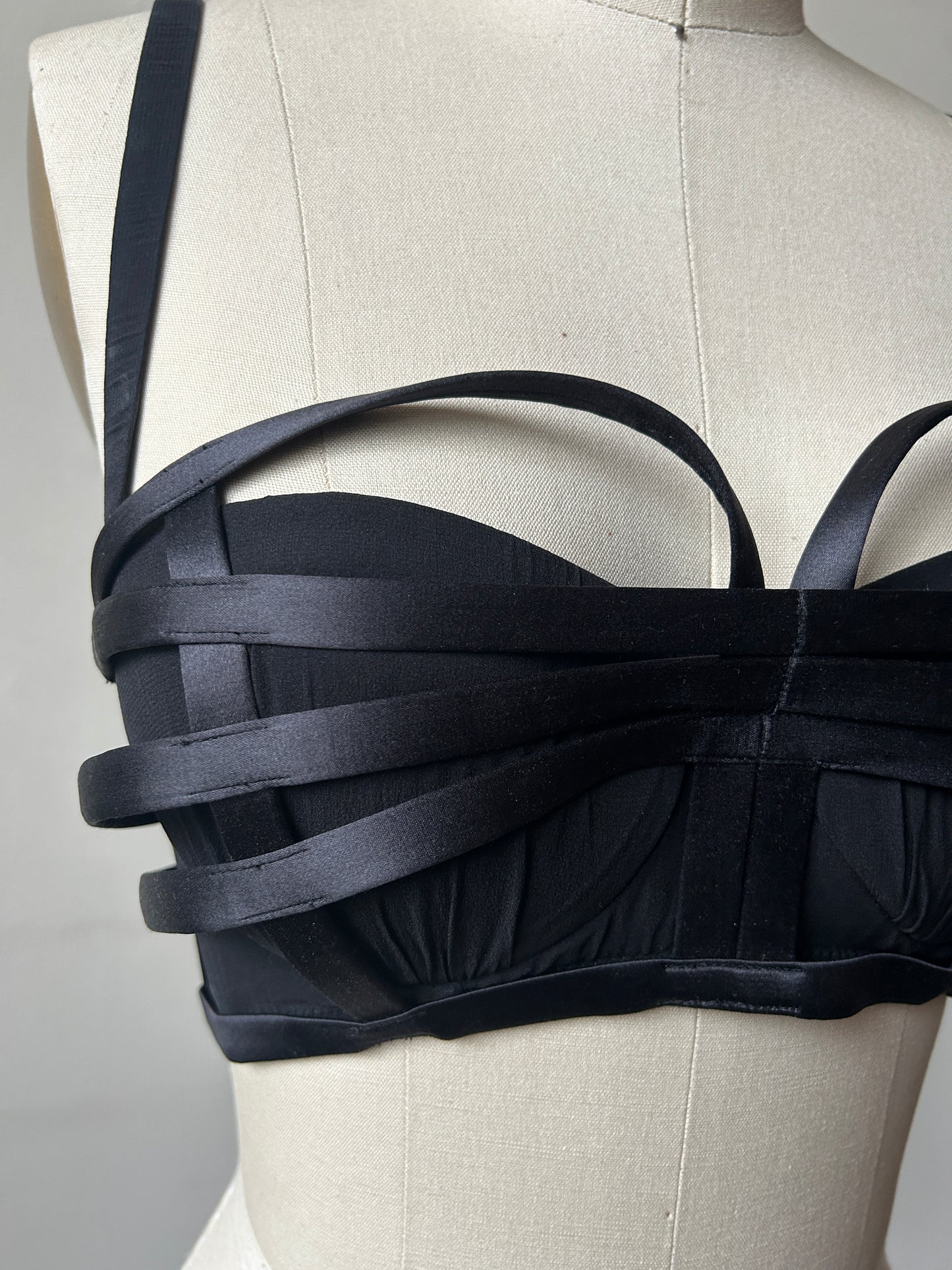la perla cage bra