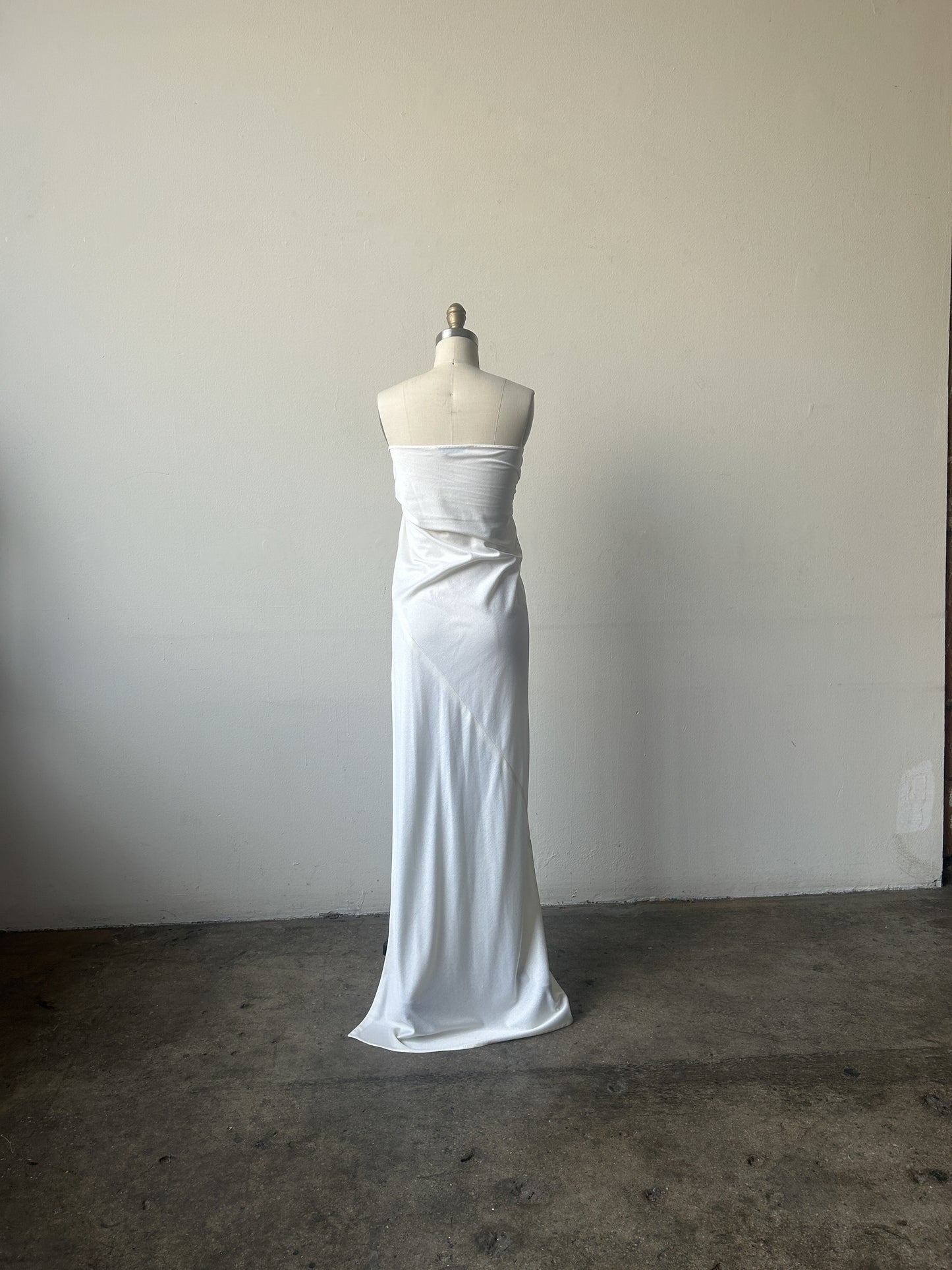 1976 vintage halston white strapless tie front jersey dress