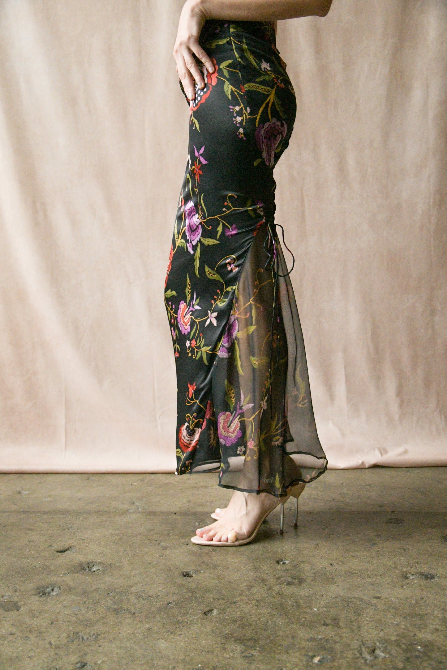 emanuel ungaro by giambattista valli 2002 piano shawl floral corset dress