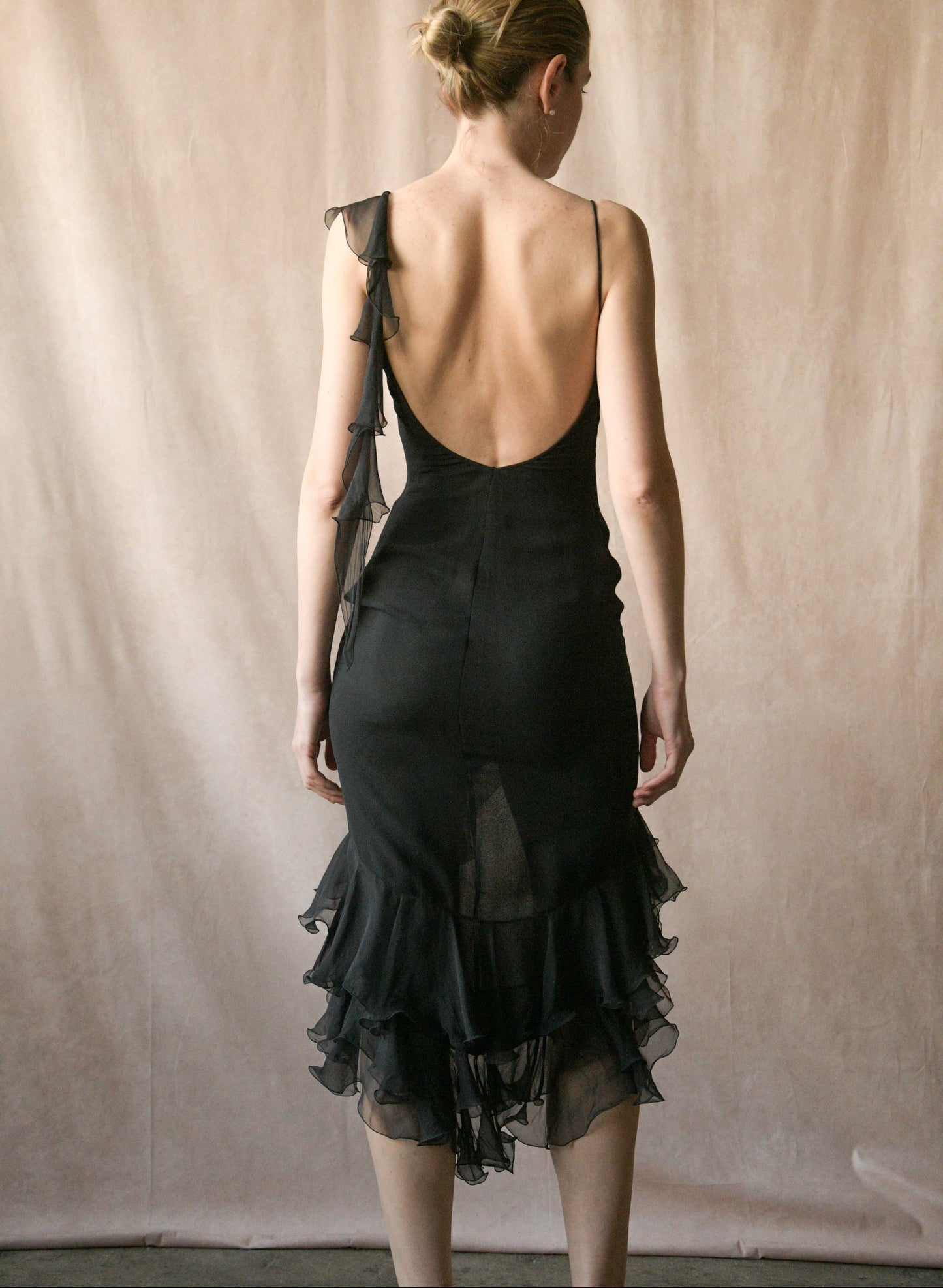 emanuel ungaro by giambattista valli spring 2003 silk ruffle dress