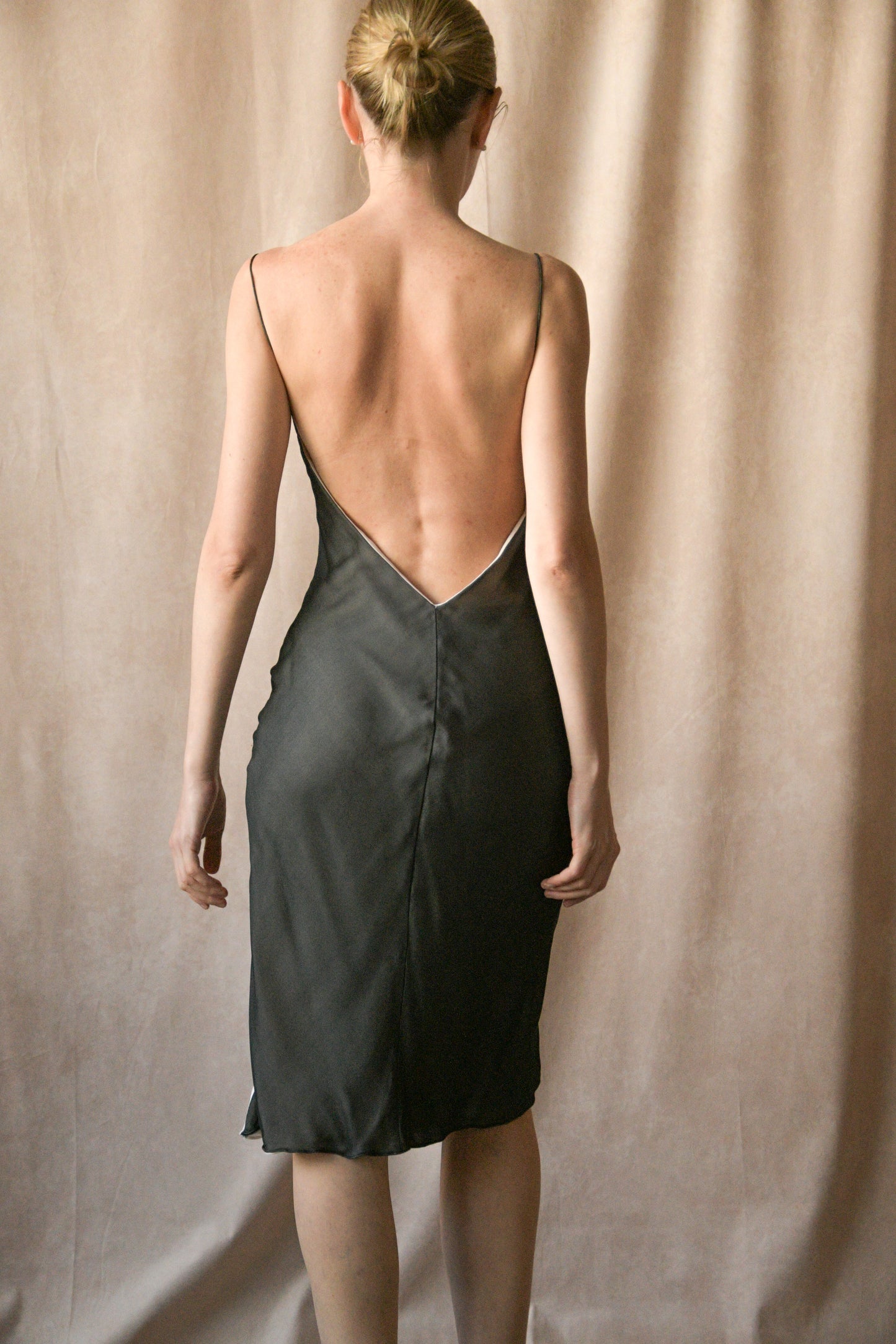 richard tyler couture fw 1997 black silk open back slip dress