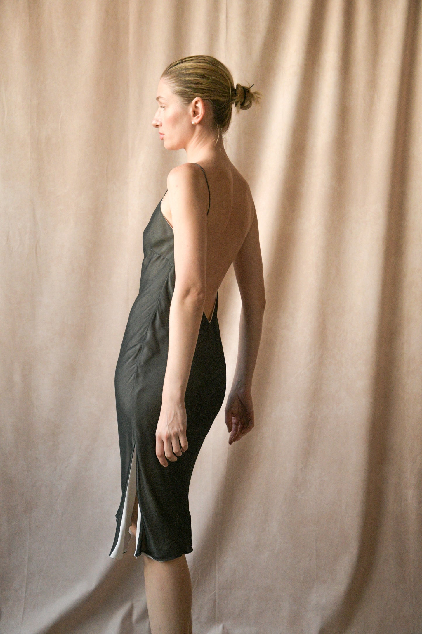 richard tyler couture fw 1997 black silk open back slip dress