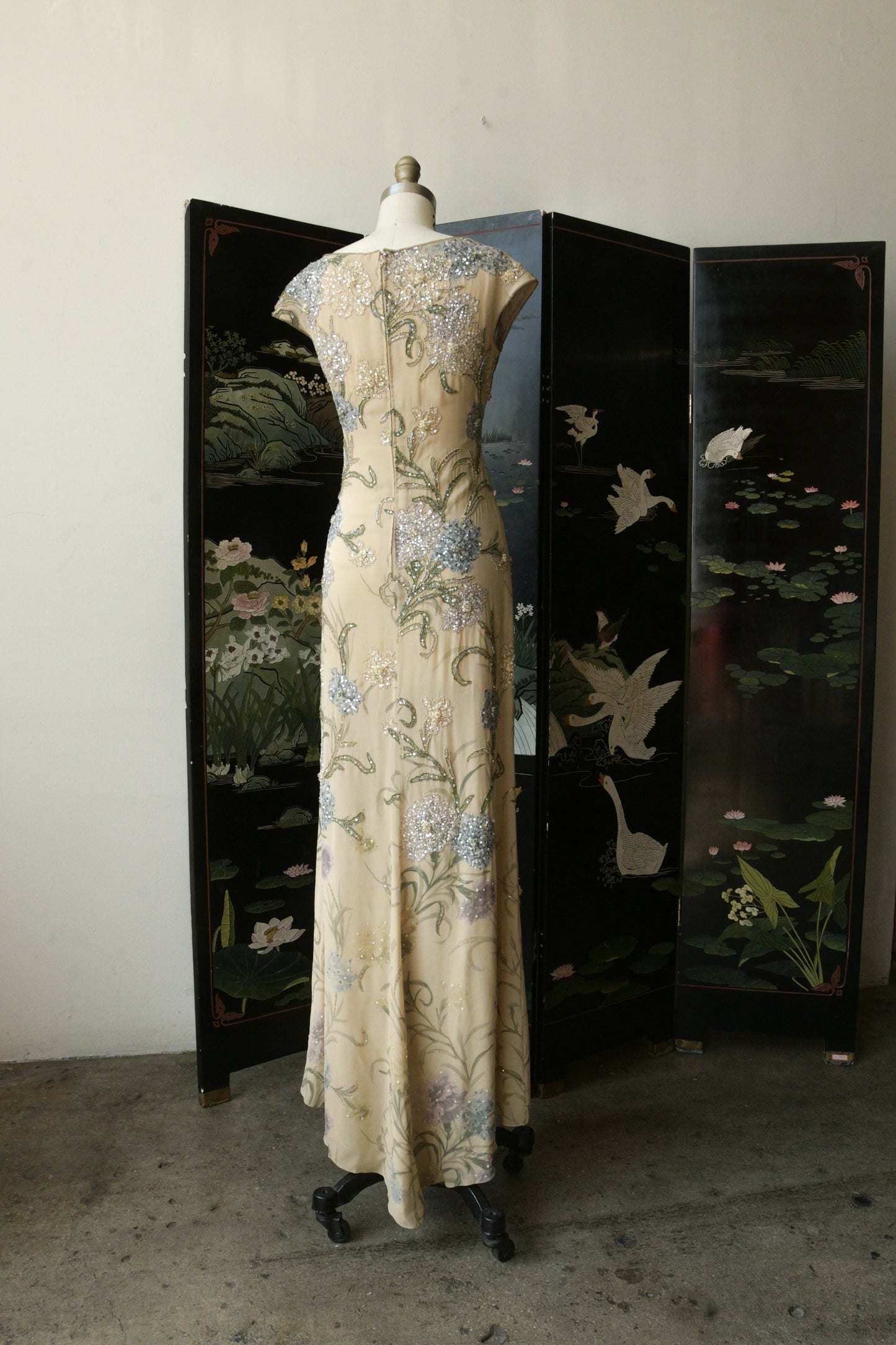 badgley mischka spring 1998 floral embellished dress