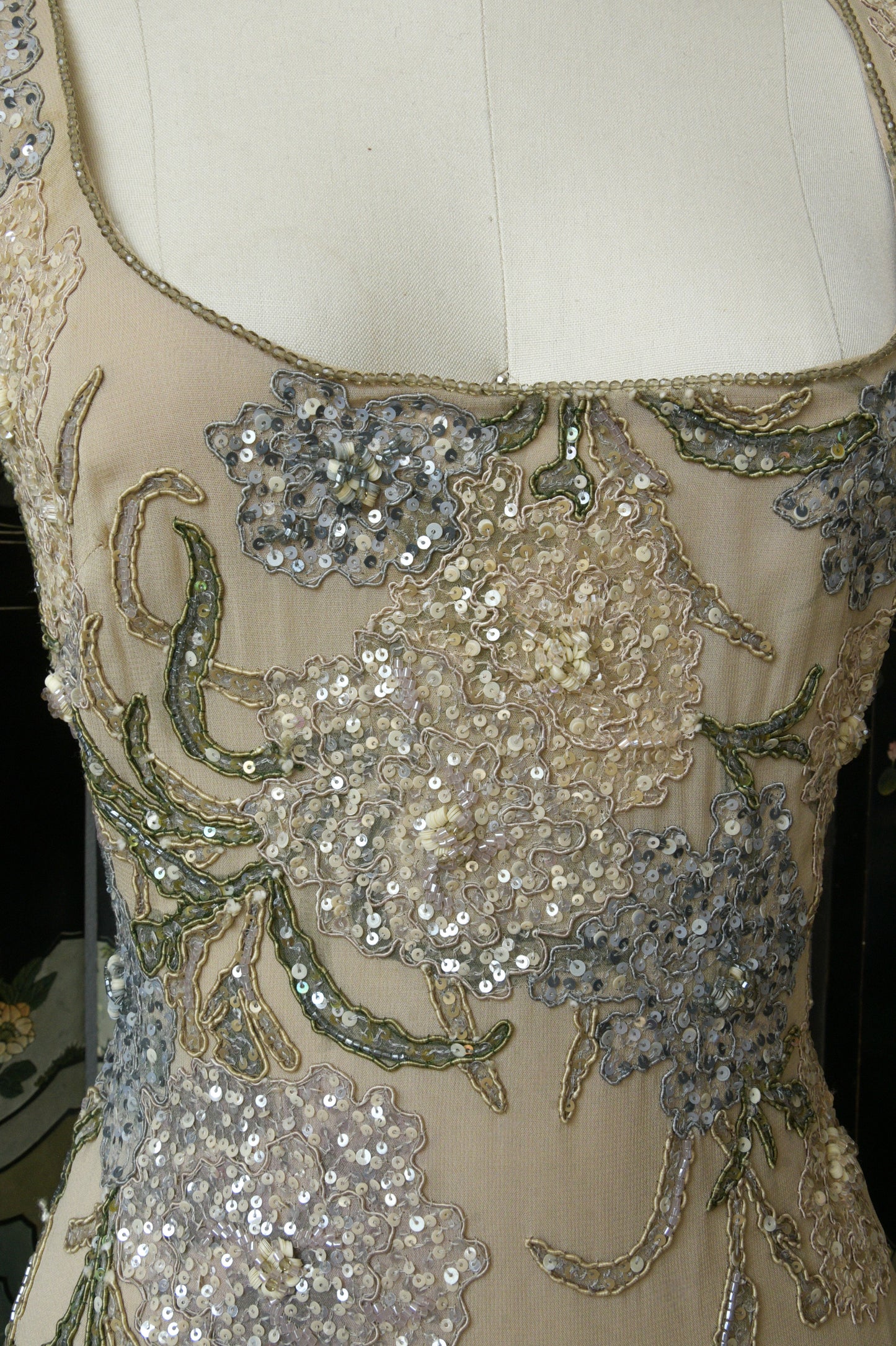 badgley mischka spring 1998 floral embellished dress