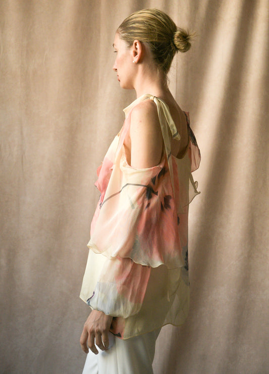 emanuel ungaro by giambattista valli spring 2002 silk floral blouse