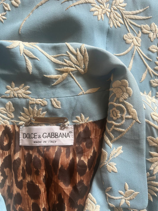 dolce gabbana silk wedgwood blue chinoiserie embroidered coat