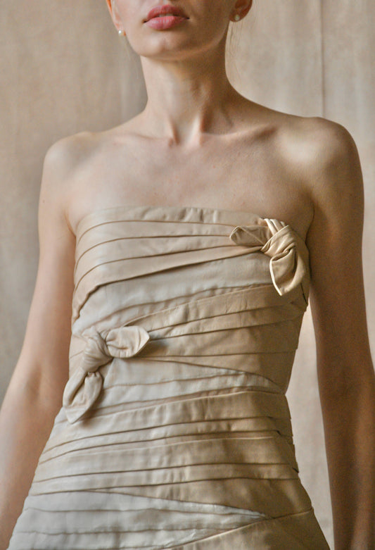 valentino pre fall 2010 pale pink leather silk mini dress