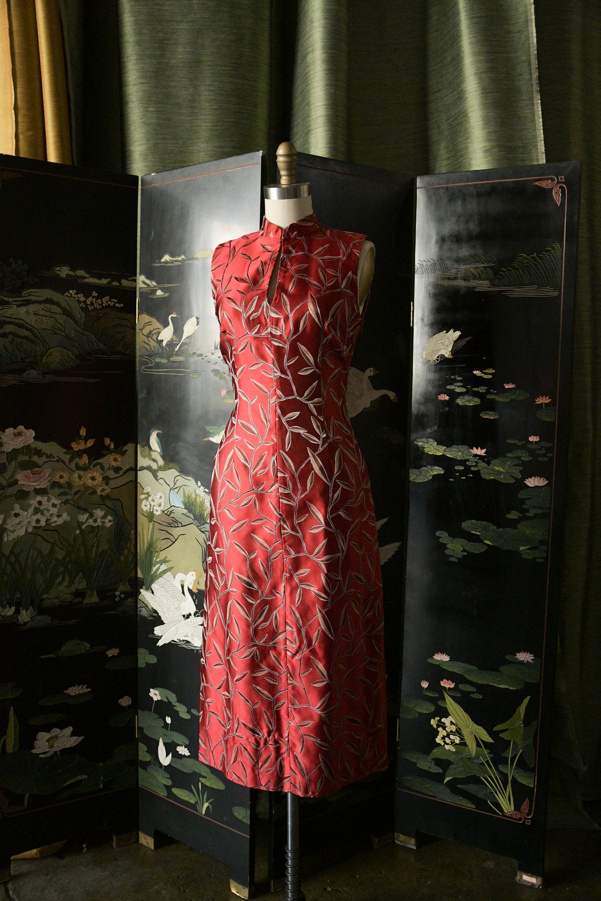 prada spring 1997 red silk vine chinoiserie dress